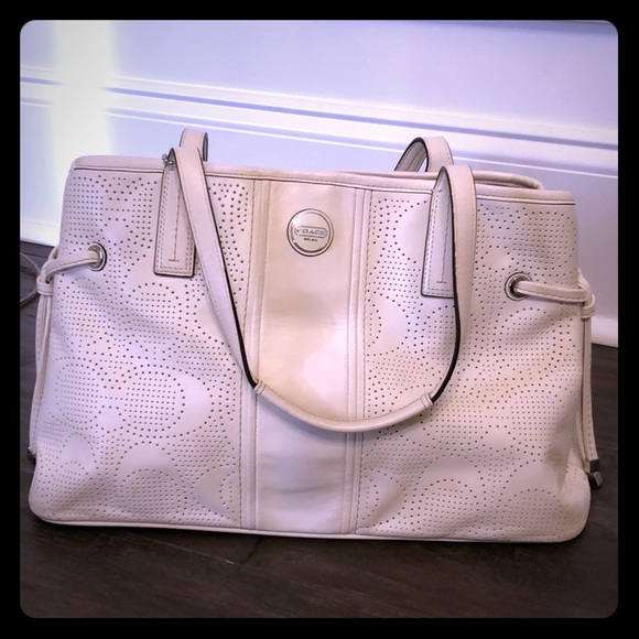 Coach Handbags - Coach purse bag tote